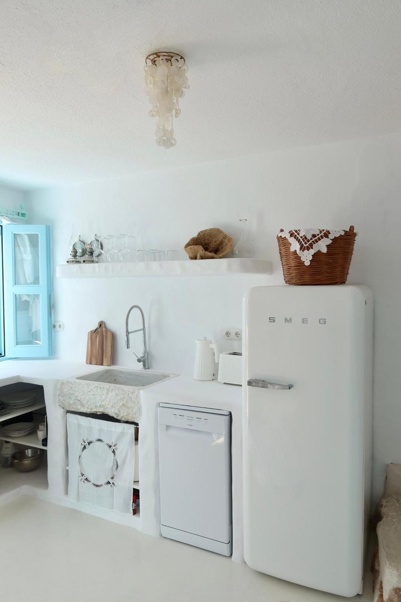 Salt Retreat - Seafront Villa Chalki Town Zewnętrze zdjęcie