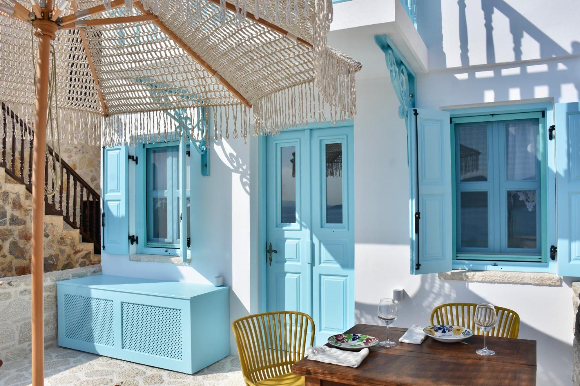 Salt Retreat - Seafront Villa Chalki Town Zewnętrze zdjęcie